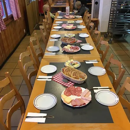 Auberge de jeunesse Restaurant Fleschboden